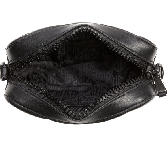 NEVER BEEN USED!  Kurt Geiger London Kensington Small Leather Camera Bag / Black - Picture 3 of 11